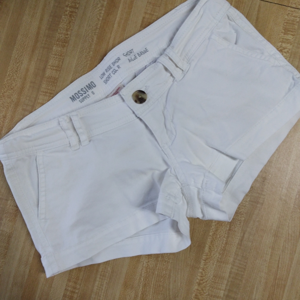 Mossimo white shorts